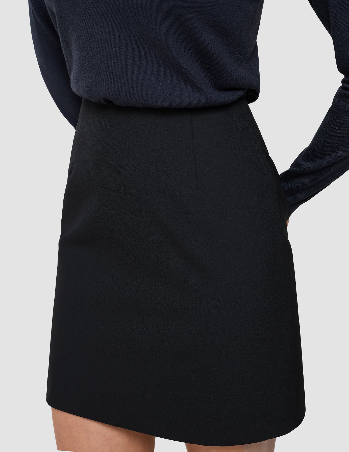 Women's Essential Short Skirt Black